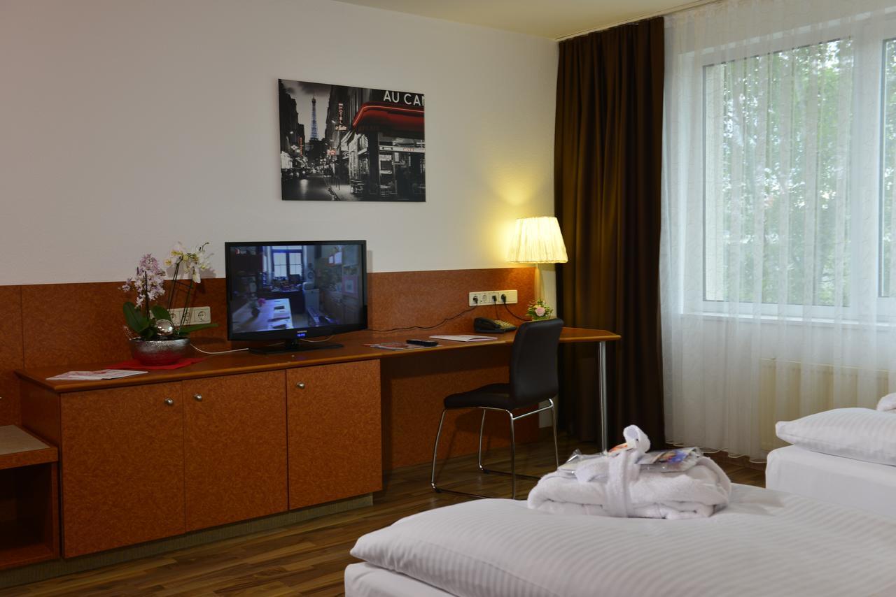 Michel Hotel Frankfurt Airport Rüsselsheim Kültér fotó