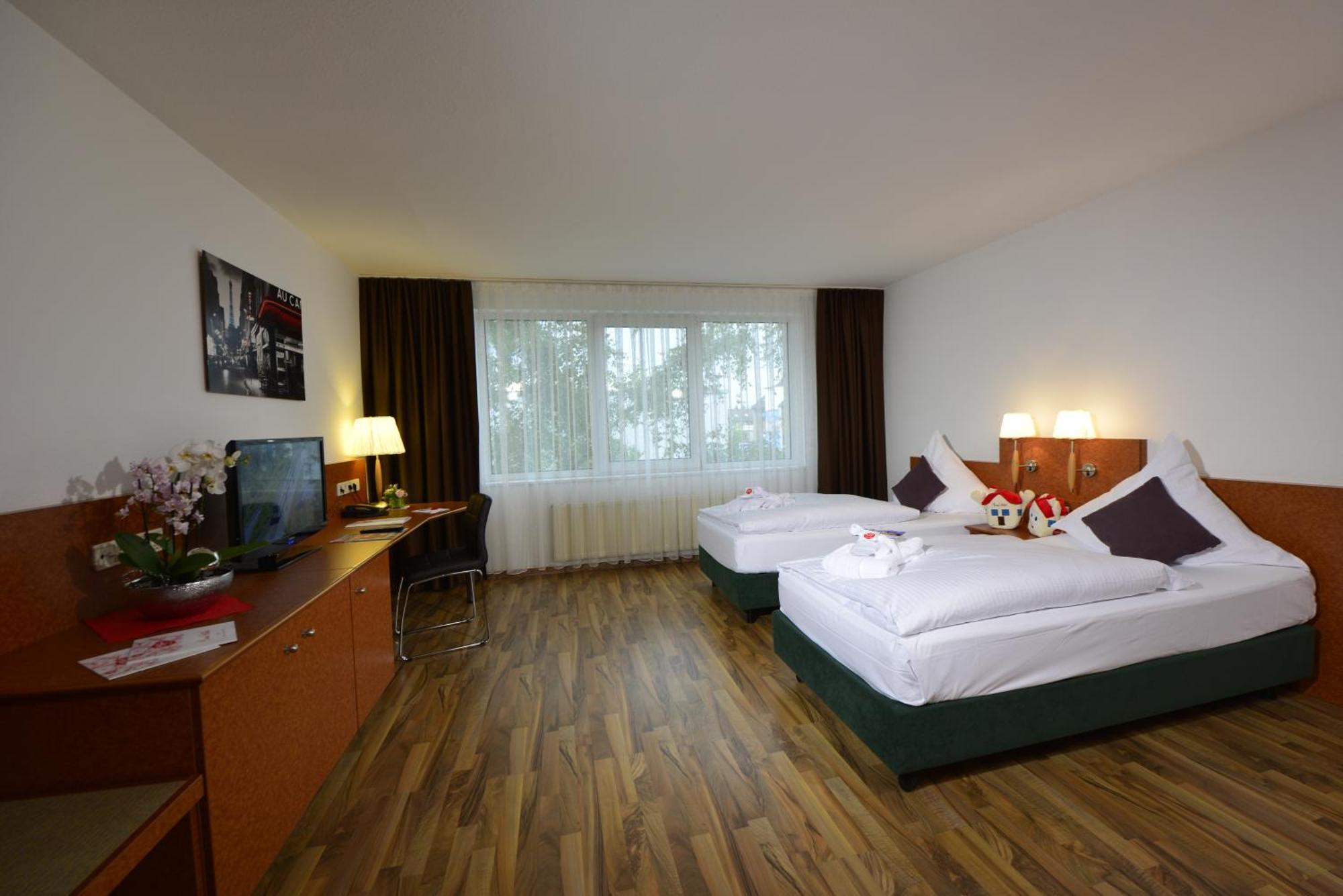 Michel Hotel Frankfurt Airport Rüsselsheim Kültér fotó